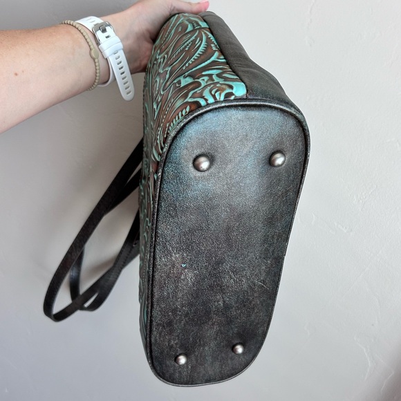 Patricia Nash Albi Tooled Turquoise Convertible Backpack Tooled - Picture 6 of 11
